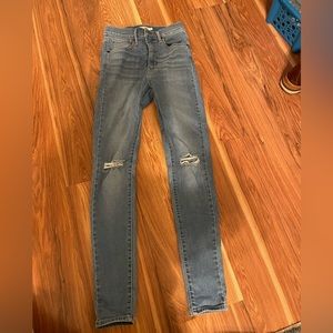 Mile high super skinny Levi’s